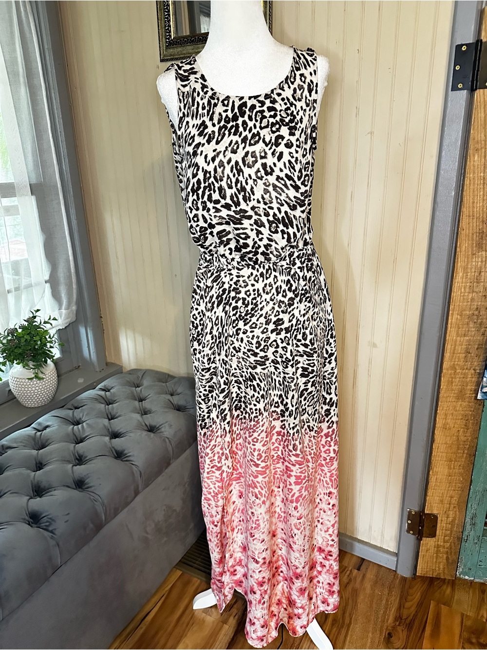H&M Sleeveless Maxi Dress Womens Size 4 Animal Print Pink Ombre Open Back